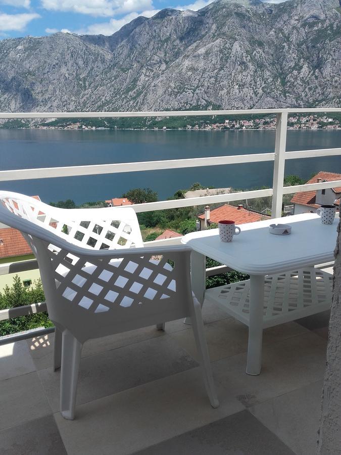 Apartment Marija Kotor Eksteriør billede